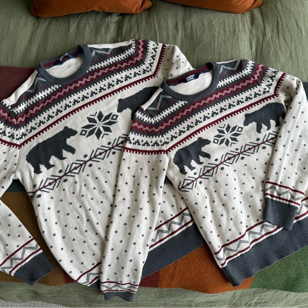 Lands' End Gray and Cream Bear Pattern Crewneck Sweater